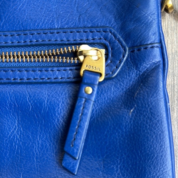 FOSSIL l Marin Leather Blue Crossbody Bag - Picture 3 of 5